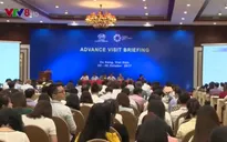 Đại diện các thành viên khảo sát công tác tổ chức APEC tại Đà Nẵng