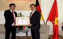 Tạp chí Hương Việt - Món ăn tinh thần của người Việt xa quê