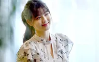 Sao trẻ Kim Yoo Jung khiến fan lo lắng khi bị thương