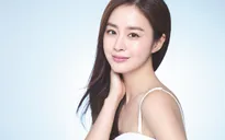 Mang bầu, Kim Tae Hee vẫn làm việc chăm chỉ