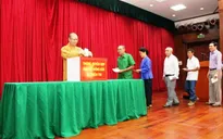 Cộng đồng người Việt tại Lào ủng hộ người dân bị thiệt hại do thiên tai