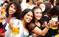 Lễ hội bia nổi tiếng nước Đức Oktoberfest