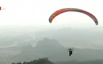 Gần 100 phi công lần đầu tham gia lễ hội dù lượn tại Quảng Ninh