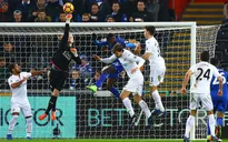 Vòng 25 giải Ngoại Hạng Anh: Thua Swansea, Leicester tiếp tục chìm sâu