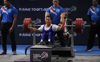 Lê Văn Công: Gương mặt Vàng của Thể thao NKT Việt Nam