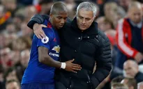 Ashley Young vẫn sẽ ở lại Man Utd đến hết mùa giải