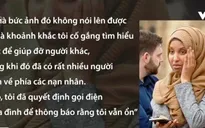 Người phụ nữ Hồi giáo trong bức ảnh đi cạnh nạn nhân khủng bố tại Anh lên tiếng