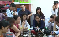 Gia đình học sinh lớp 1 nghi bị xâm hại nhờ luật sư tư vấn khởi kiện