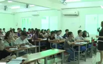 Trở ngại khiến người khuyết tật khó đến giảng đường đại học?