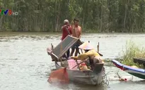 Lũ về, người dân ĐBSCL giảm nỗi lo đầu năm học mới