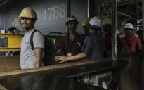 Malaysia bắt hàng trăm lao động nước ngoài bất hợp pháp