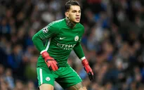 Thua De Gea Găng tay vàng, không ai ngờ Ederson lại làm được điều này