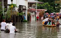 Bão Maring tấn công Philippines, ít nhất 4 người thiệt mạng