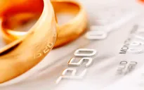 Anh: Thu nhập ít nhất 18.600 Bảng/năm, vợ chồng khác quốc tịch mới được sống chung
