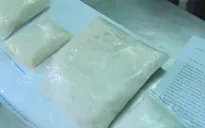 Bắt đối tượng vận chuyển hơn 1 kg ma túy tổng hợp