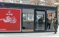 Máy bán mì tự động hút khách ở Trung Quốc