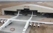 Khám phá Stratolaunch - Chiếc máy bay lớn nhất thế giới
