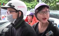 Người dân đã quen đội mũ bảo hiểm nhưng chưa thực sự an toàn