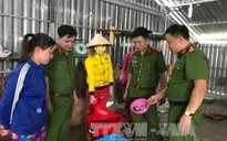 Bạc Liêu: Bắt quả tang 2 cơ sở bơm tạp chất vào tôm