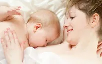 Làm thế nào để sữa mẹ luôn dồi dào?