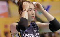 "Mỹ nhân đại chiến" trong trận đấu giữa ĐH Thể thao Bắc Kinh (Trung Quốc) và Suwon (Hàn Quốc)
