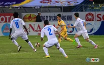 Ảnh: FLC Thanh Hoá đứt mạch trận bất bại tại Giải VĐQG V.League 2017 trên sân Hàng Đẫy