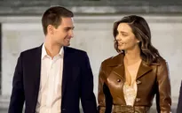 Miranda Kerr hát ca khúc của Shania Twain tặng chồng trong ngày cưới