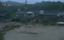 Sơ tán thêm hàng nghìn người Nhật Bản vì mưa lớn