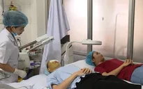 Da đen sạm, bong tróc vì sử dụng mỹ phẩm làm trắng siêu tốc