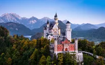 Lâu đài Neuschwanstein - Câu chuyện thần tiên ngoài đời thực