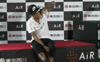 Neymar và món quà đặc biệt cho các em nhỏ tại Tokyo