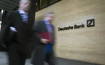 Deutsche Bank cắt giảm tiền thưởng của 25% nhân viên