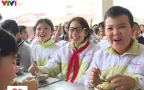 Giáo viên, học sinh hào hứng với ngân hàng thực đơn