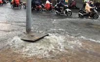 Vì sao đường TP.HCM ngập sâu sau mưa?