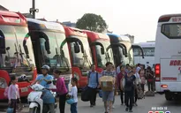 Hà Nội: Lượng khách tại các bến xe tăng đột biến trong ngày đầu nghỉ lễ