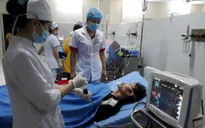 Bắc Kạn: Hàng chục ca ngộ độc nguy hiểm vì uống rượu ngâm củ ấu