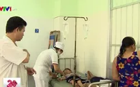 Hàng trăm học sinh nhập viện nghi do ngộ độc sữa