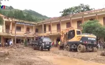 Thầy và trò vùng lũ chuẩn bị năm học mới