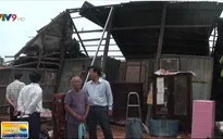 Tiền Giang: Xuất hiện dông lốc làm sập, tốc mái 14 căn nhà