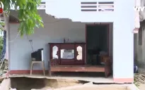 Nhiều hộ dân vùng lũ Bình Định không kịp xây nhà đón Tết