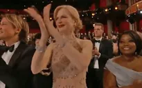 Bị chê vỗ tay như… hải cẩu, Nicole Kidman lên tiếng giải thích