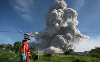 Indonesia: Hơn 34.000 người sơ tán đề phòng núi lửa phun trào tại đảo Bali