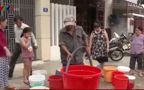 Đà Nẵng: Không có nước sinh hoạt, cuộc sống của hàng trăm hộ dân bị đảo lộn