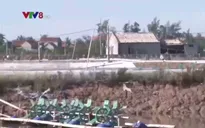 Nhiều hộ nuôi tôm Nghệ An "trắng tay" sau bão số 10