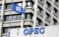OPEC tiếp tục cắt giảm sản lượng dầu mỏ