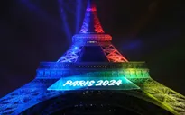 Pháp bảo vệ Tháp Eiffel bằng tường kính