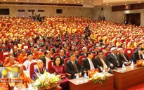 Đông đảo kiều bào tham dự Đại hội Phật giáo toàn quốc lần thứ 8