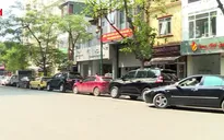 Tăng phí thuê lòng đường, vỉa hè: Các chuyên gia nói gì?