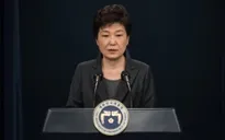 Tổng thống Park Geun-hye bị xác định là nghi phạm tham nhũng