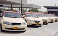 Du khách để quên 44 kg vàng và... 2 em bé sơ sinh trên taxi